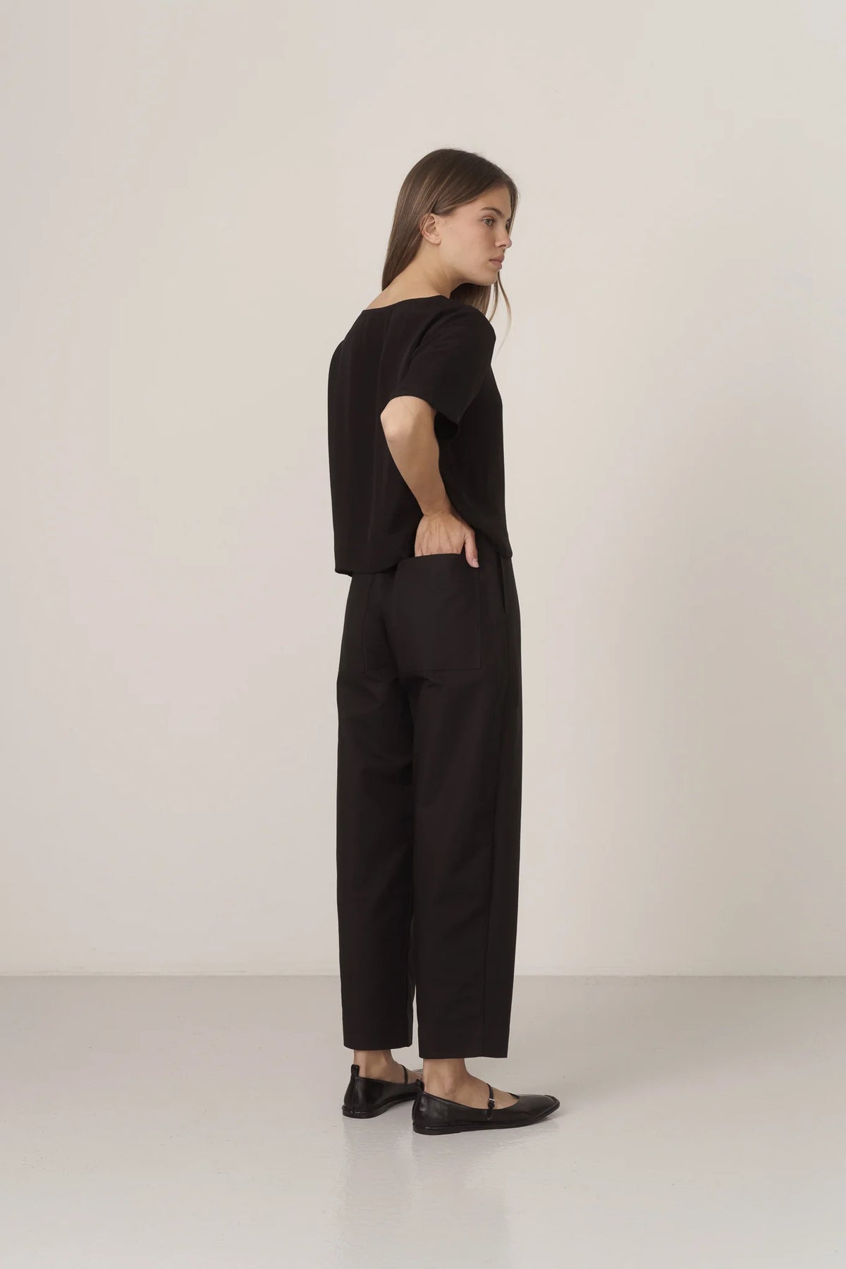 Barrel Leg Trousers Black