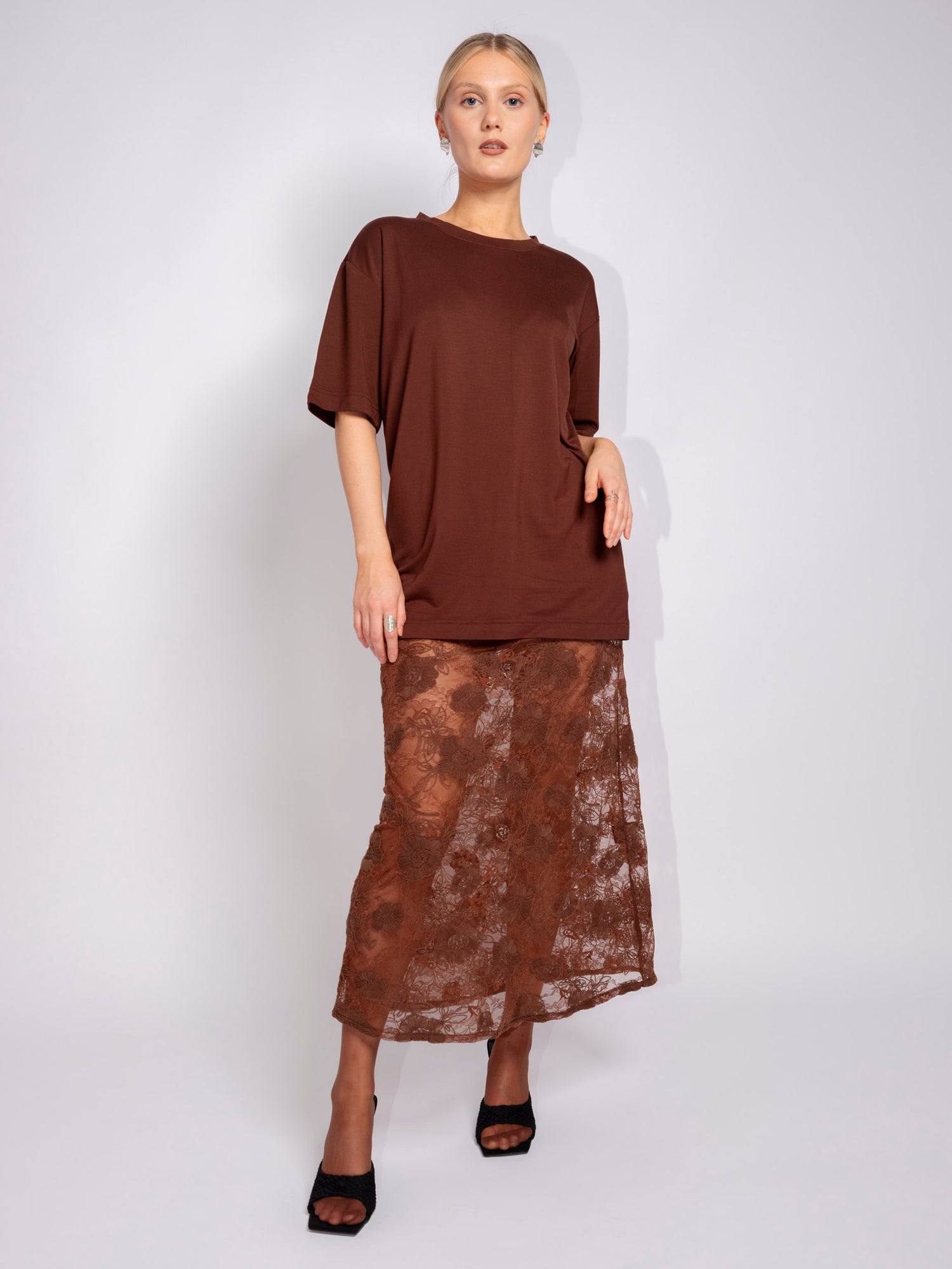 Oversized T-shirt - Brown