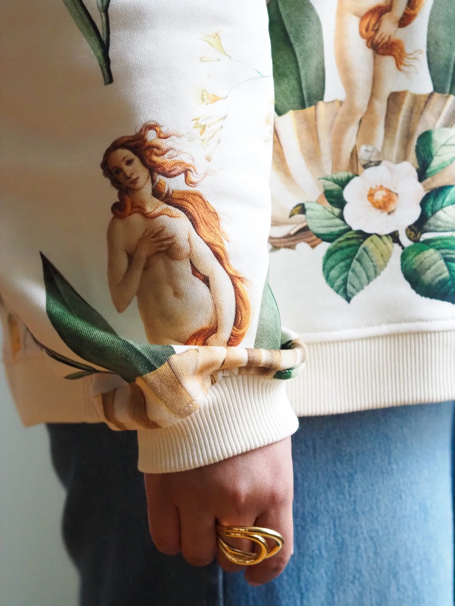 Garland Sweatshirt - Renaissance Light