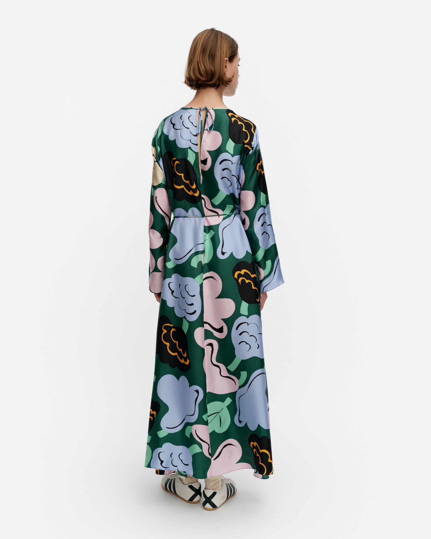 Kaunista Kukasta Kukkaan - Silkkimekko
