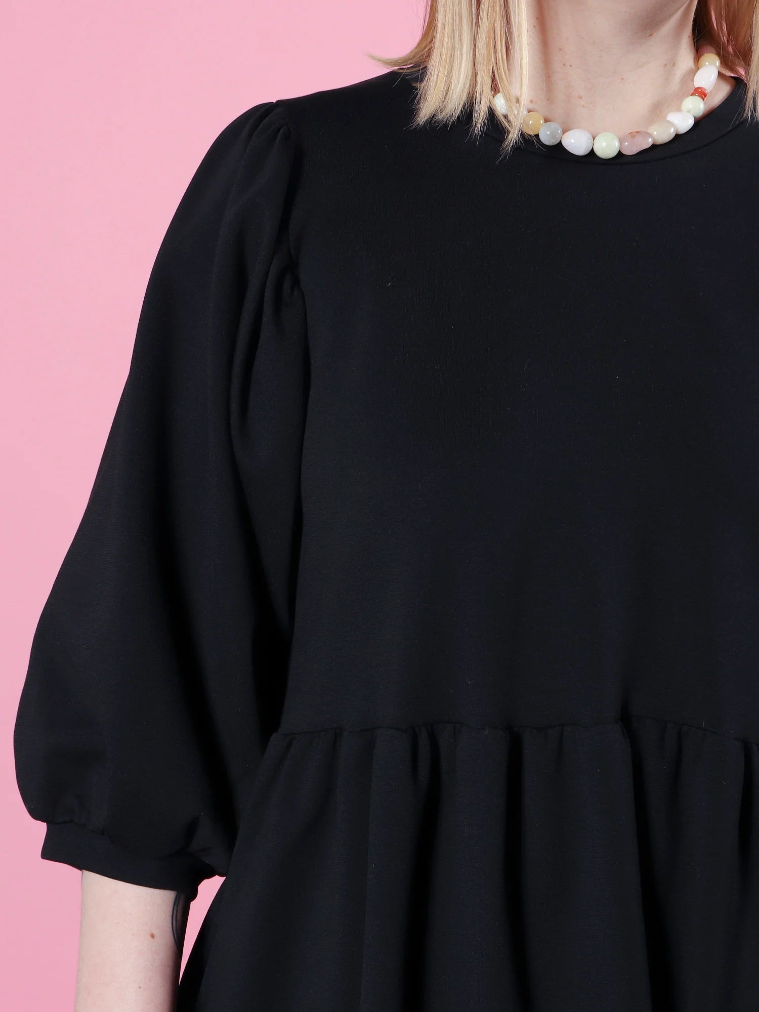 Ivy Mekko - Black