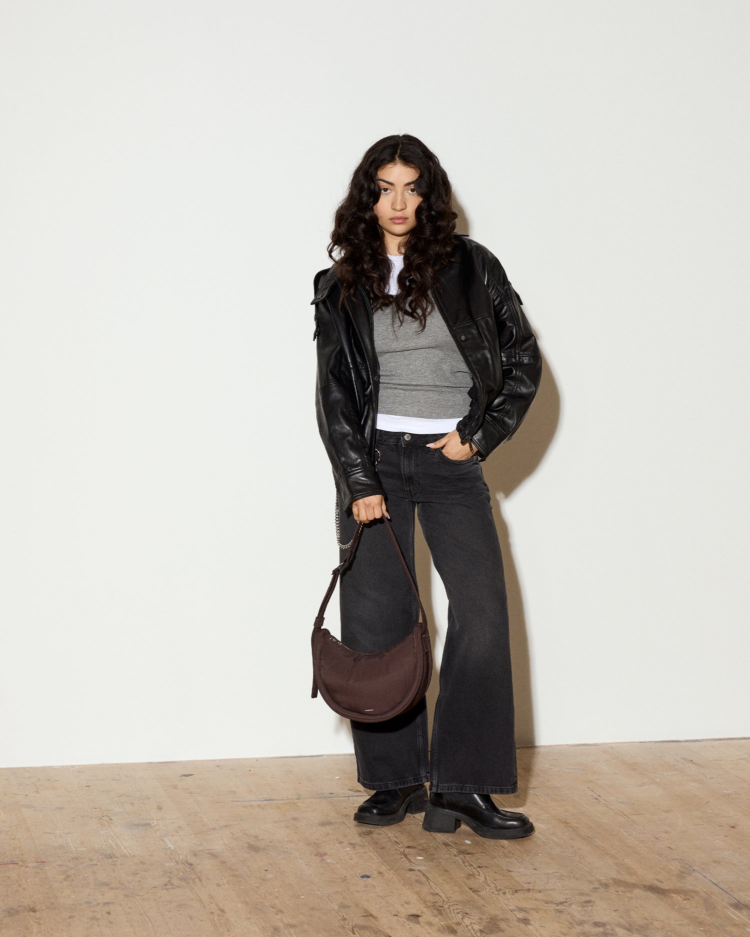 Curve Half Moon Bag Mini - Dark Brown