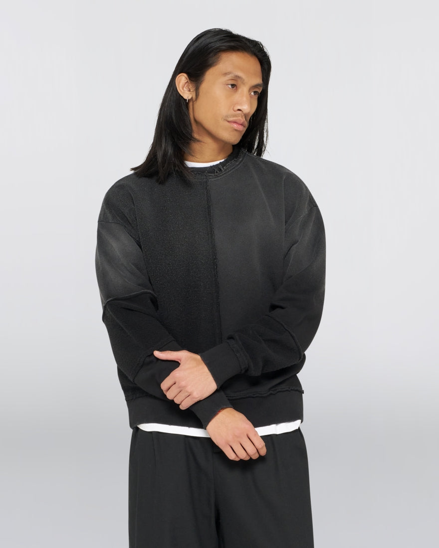 Bluff Sweat - Black distressed wash
