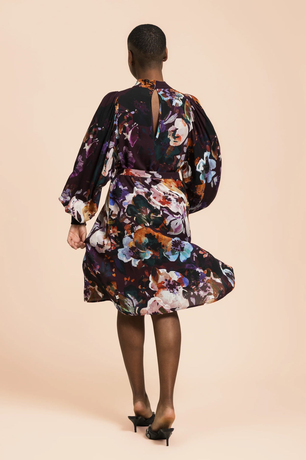 Puff Dress - Maroon Anemone