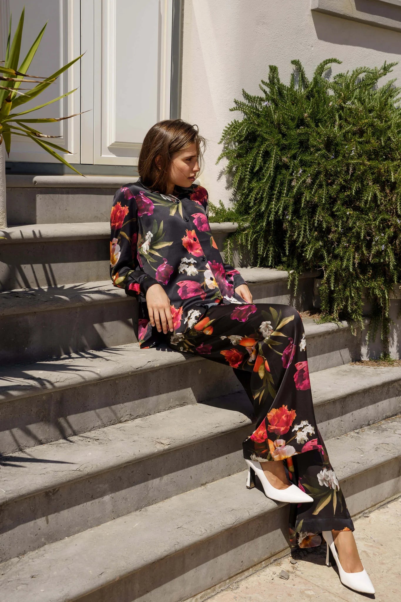 Chloe Shirt - Sangria Garden