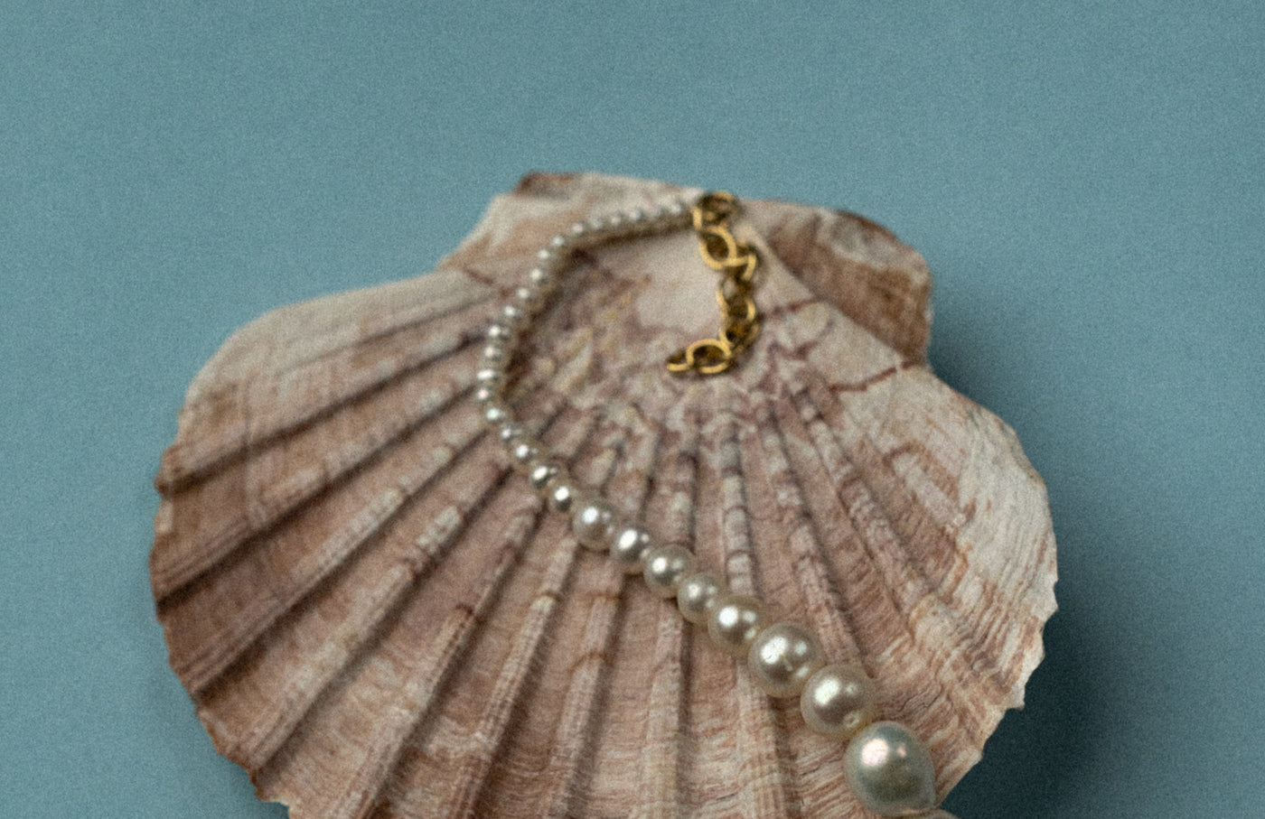 AIDA x PUF - Pearl Bar pop-up 🐚 la 10.2. klo 11-17