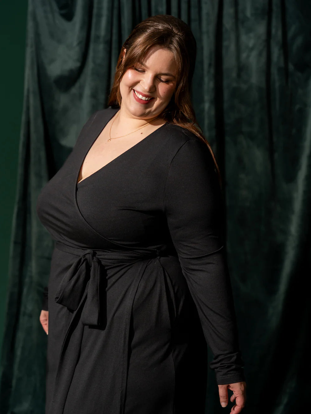 Kietaisumekko - Musta