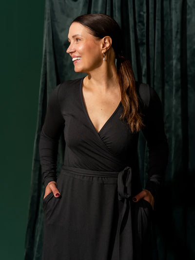 Kietaisumekko - Musta