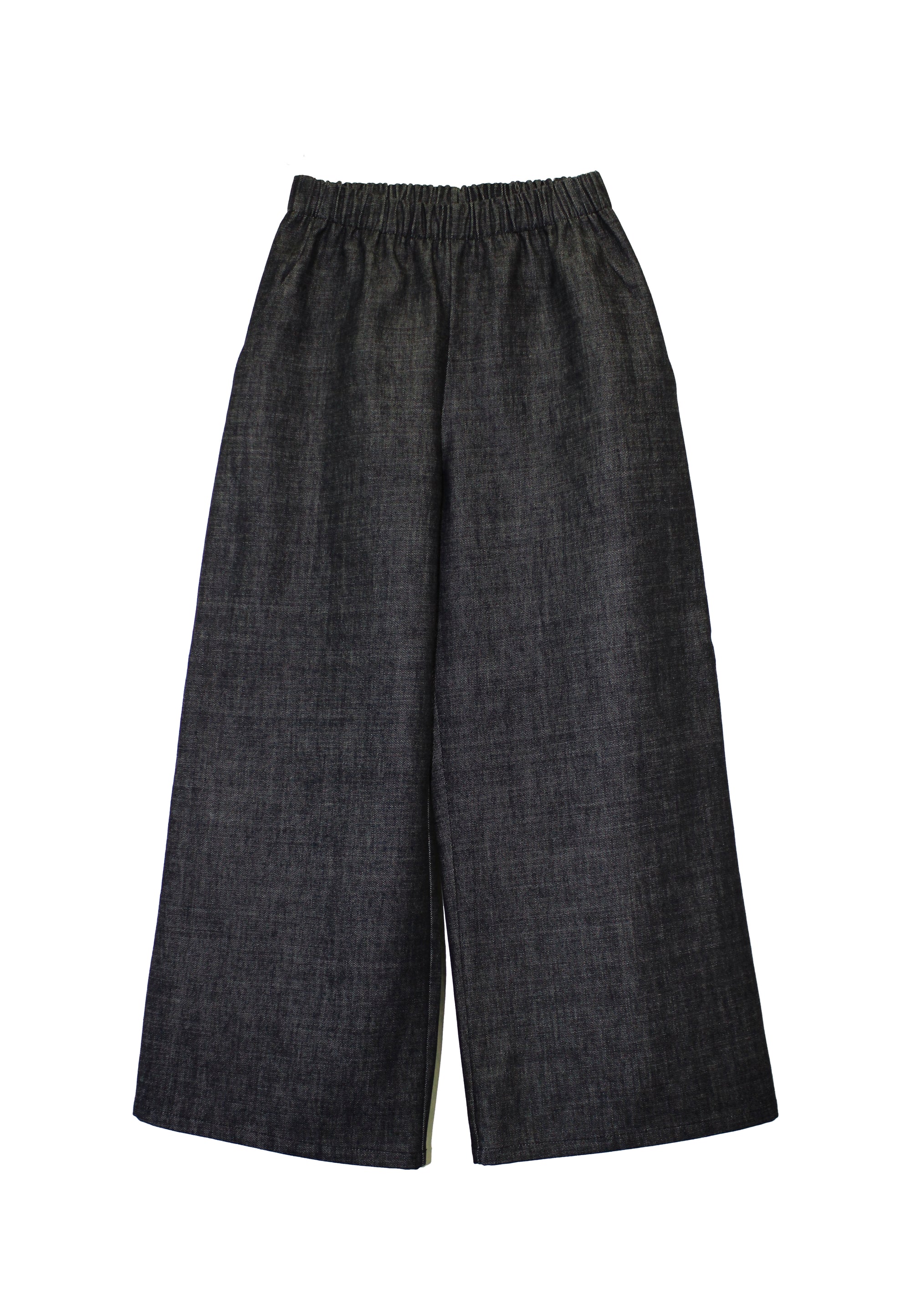 Helga - Deadstock Black