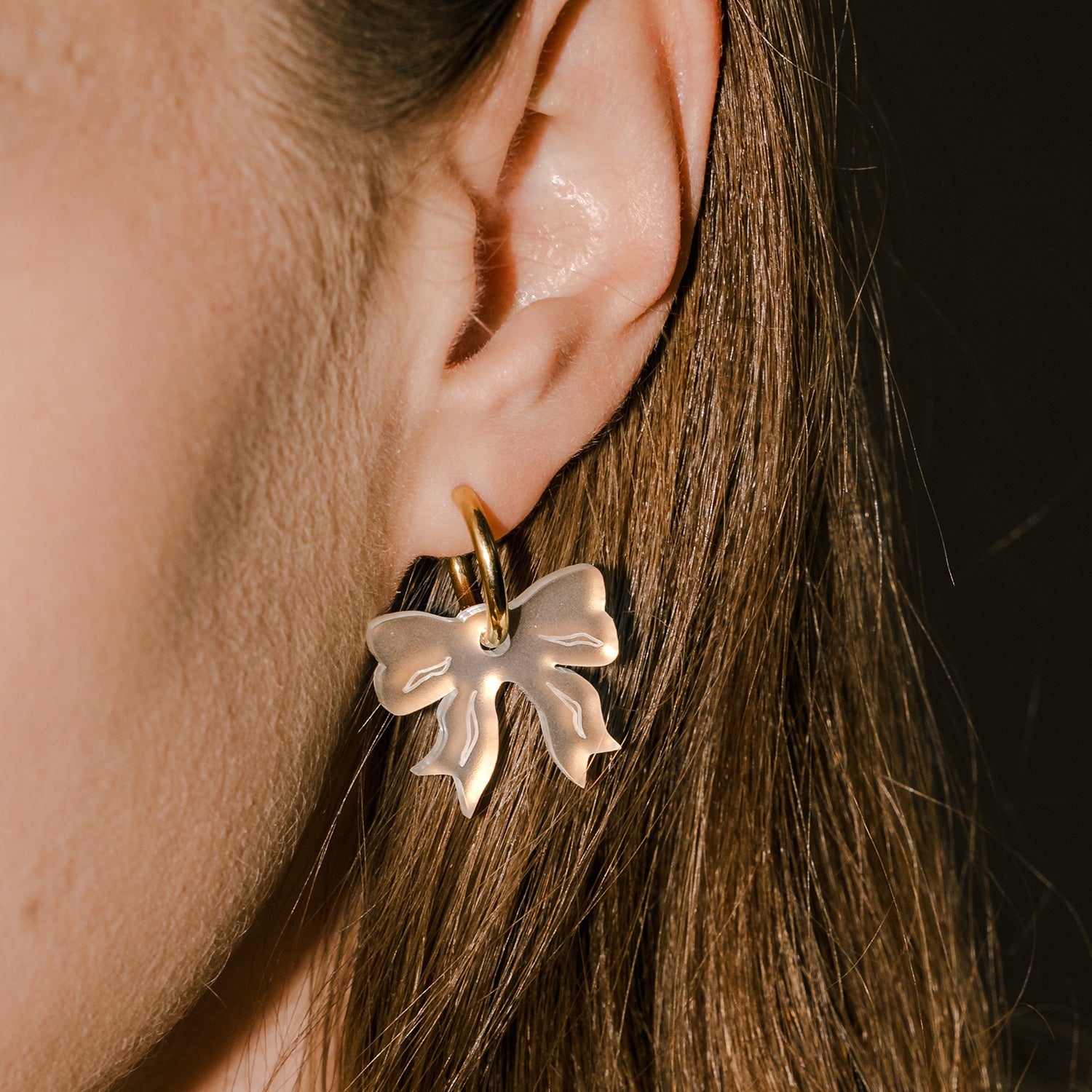 Take A Bow - korvikset - Hologram matta