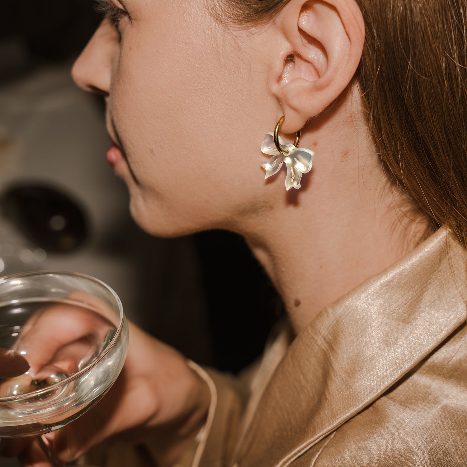 Take A Bow - korvikset - Hologram matta