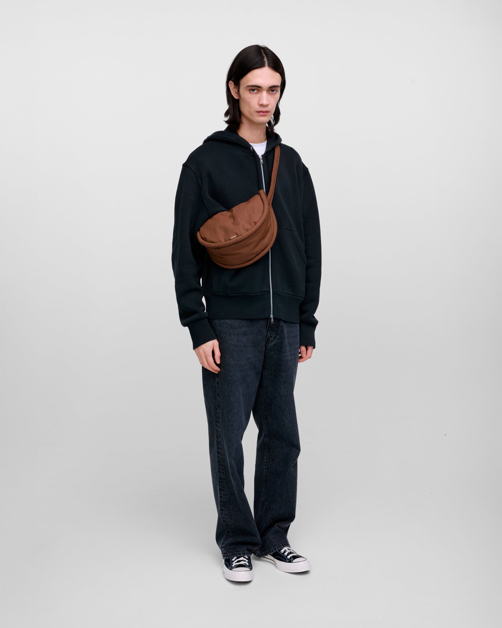 Curve Crossbody Round S - Dark Taupe