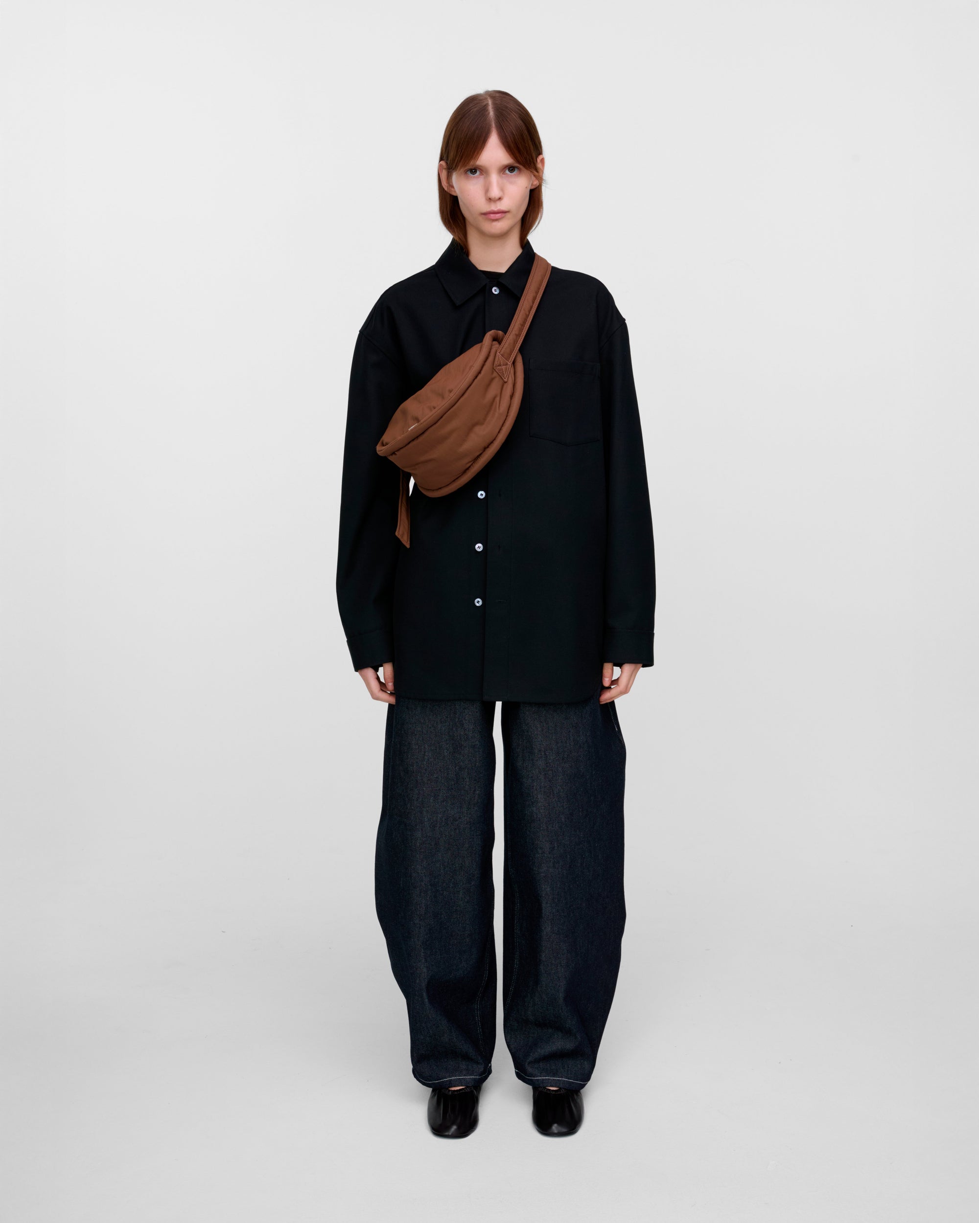 Curve Crossbody Round S - Dark Taupe