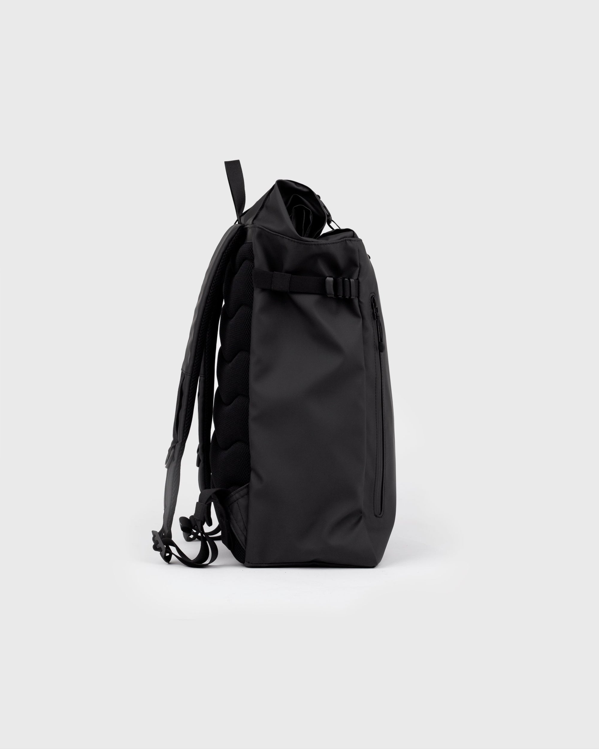 Stream Slim Rolltop L - Black