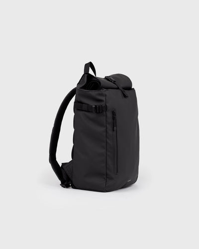 Stream Slim Rolltop M - Black