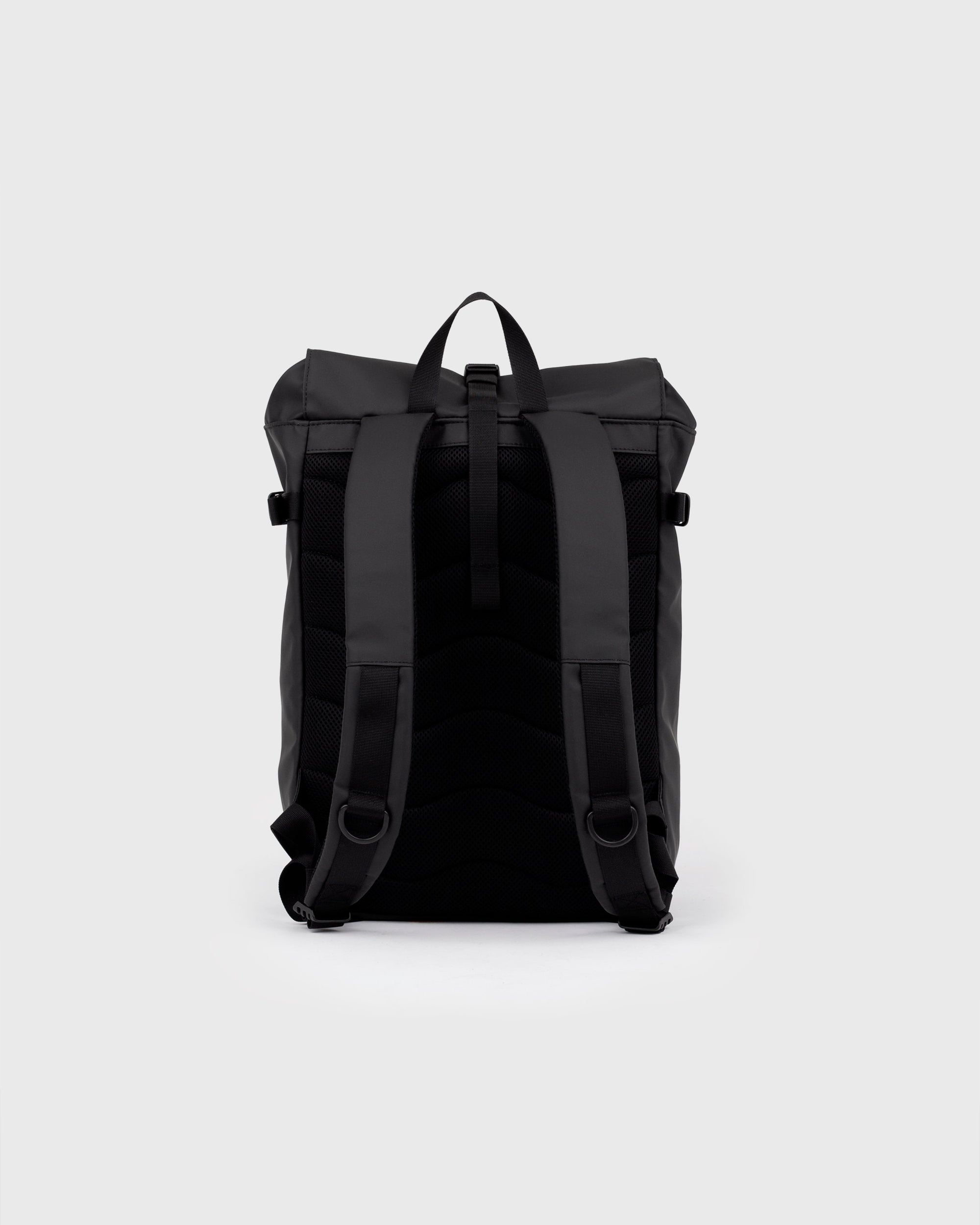 Stream Slim Rolltop M - Black