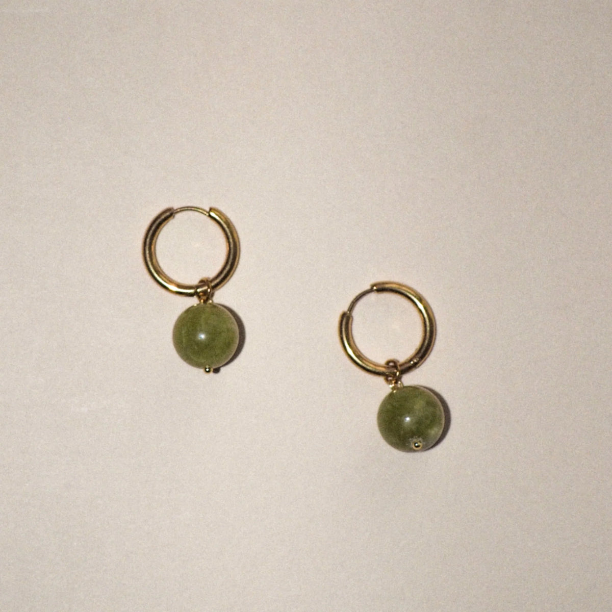 Big green beads - korvakorut