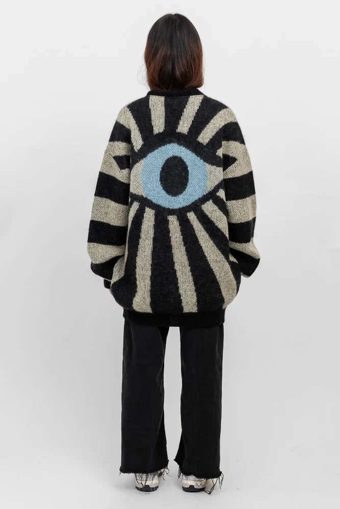 Runo - Äidin valvova silmä