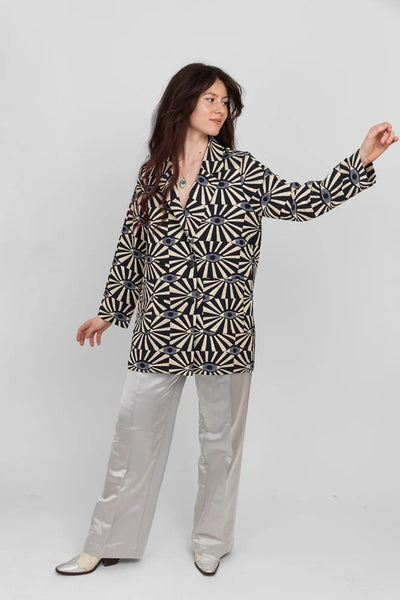 Lilli - Äidin valvova silmä Kulta