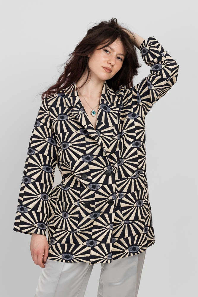 Lilli - Äidin valvova silmä Kulta