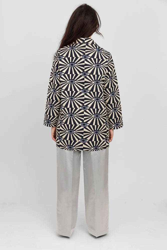 Lilli - Äidin valvova silmä Kulta