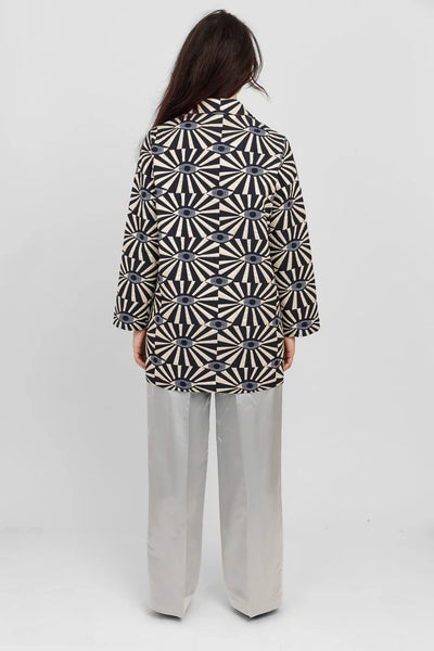 Lilli - Äidin valvova silmä Kulta