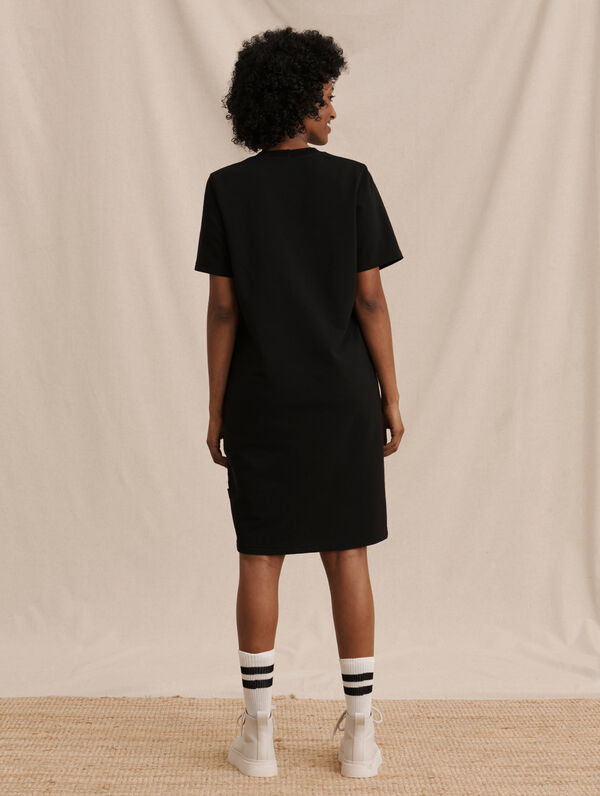 Henna T-paitamekko - Musta