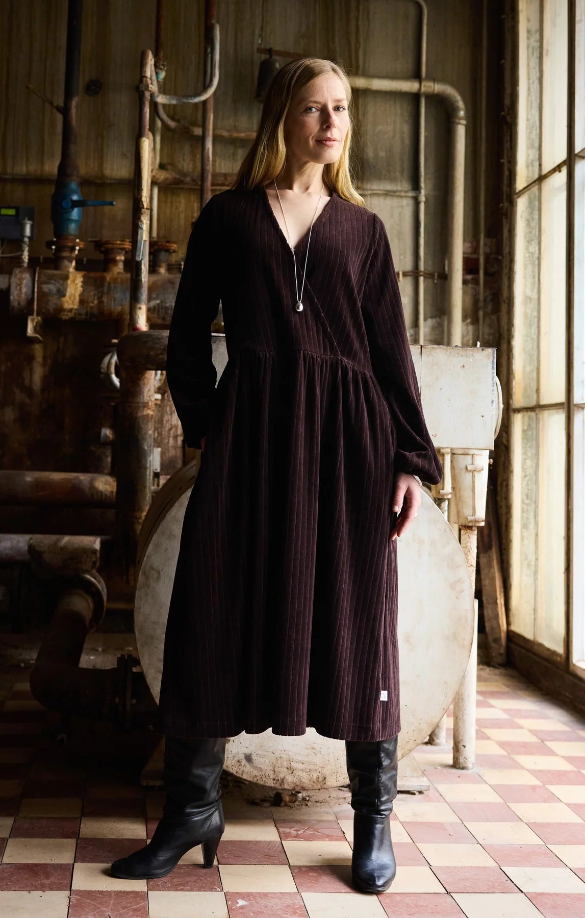 Velour Rib Dress - Dark Brown