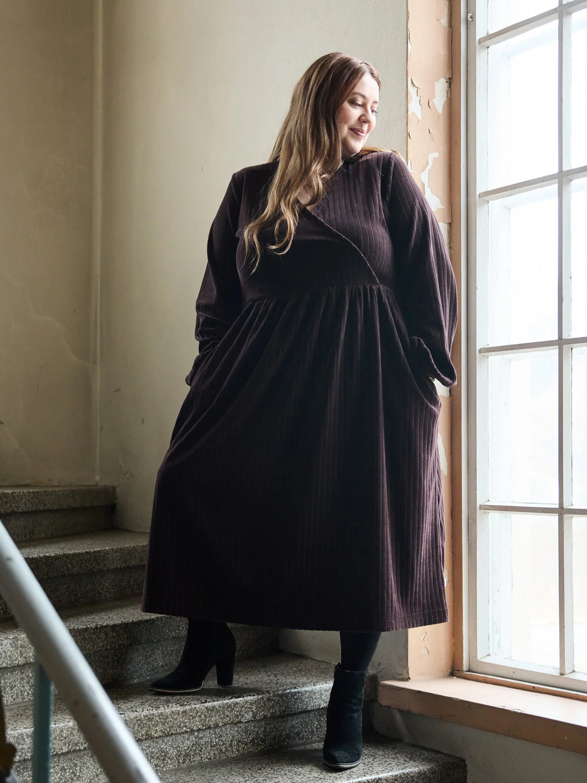 Velour Rib Dress - Dark Brown