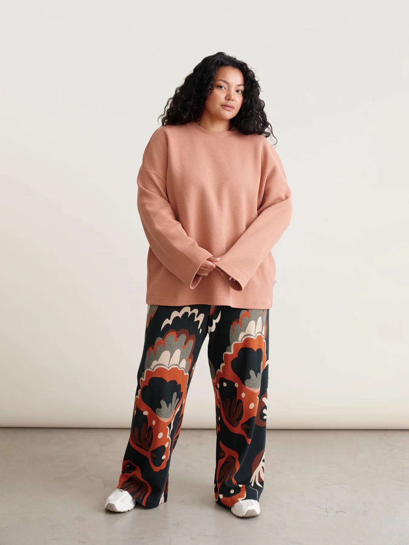 Honeycomb Sweatshirt  - Nougat