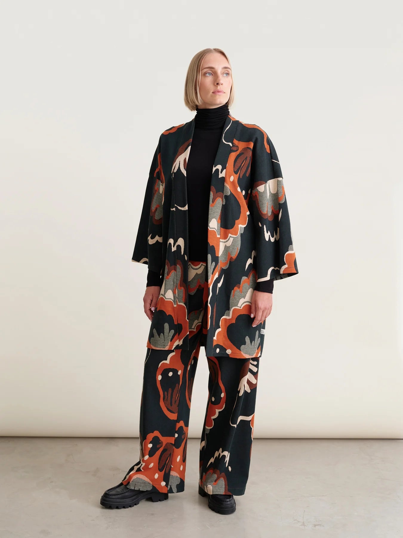 Seashell Jacquard Kimono Jacket