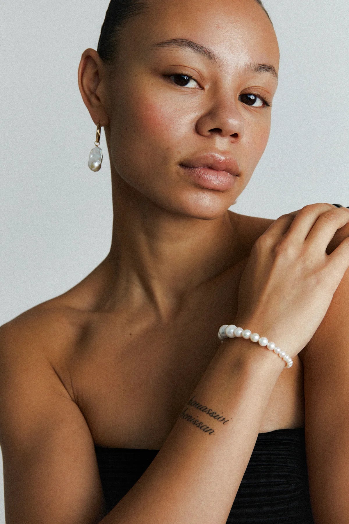 Layla Baroque Earrings - Gold