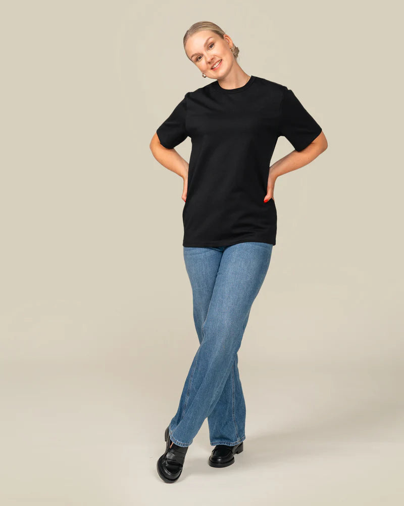 Ajaton T-paita - Musta