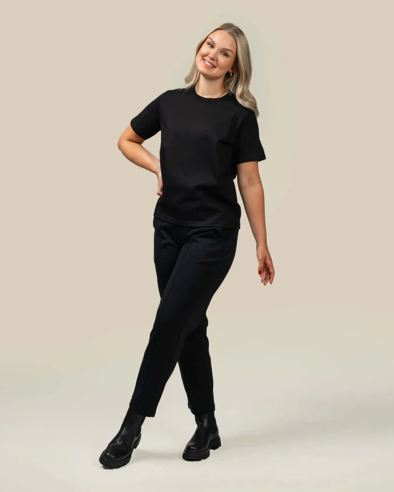 Arki T-paita - Musta