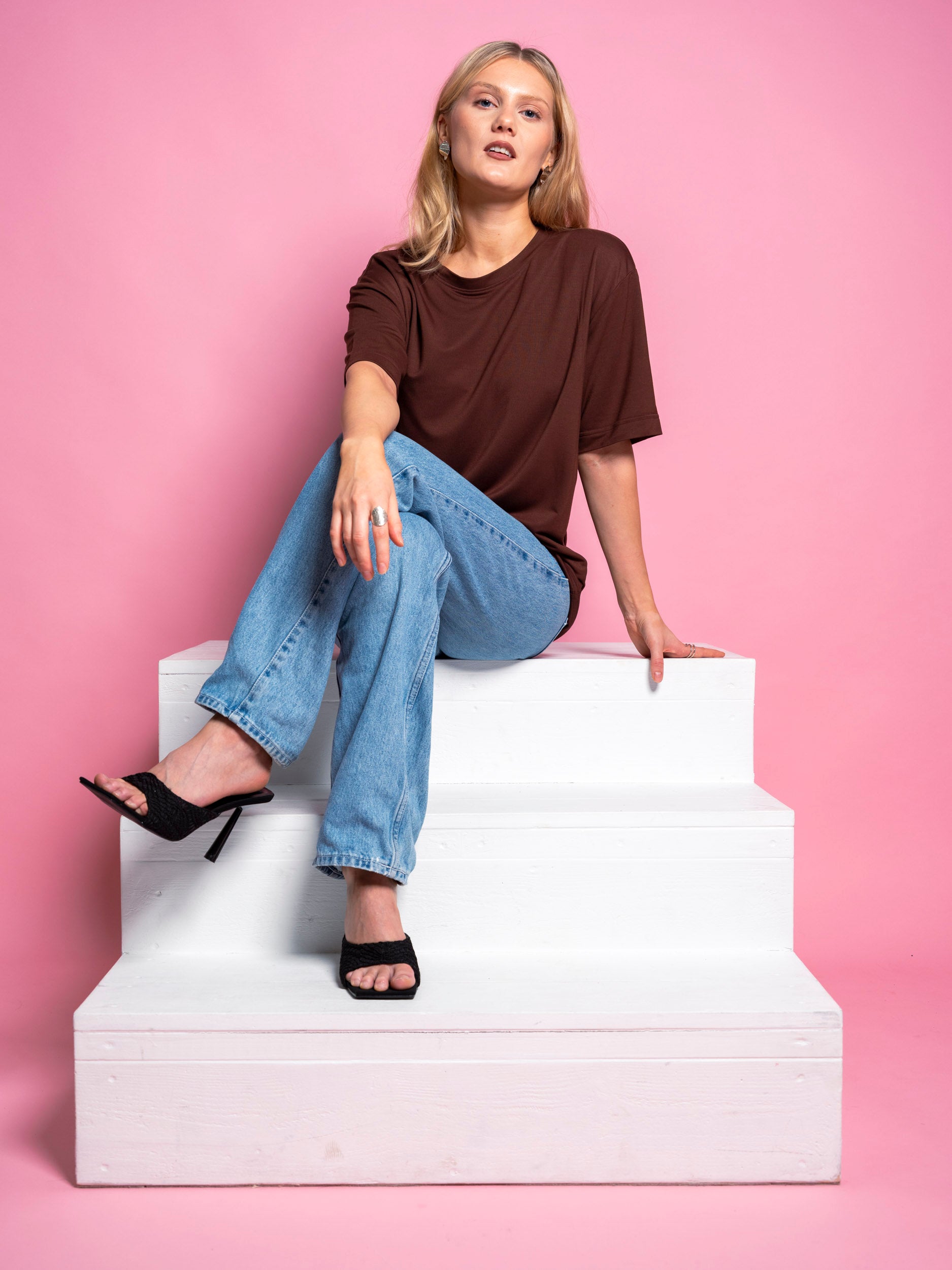 Oversized T-shirt - Brown