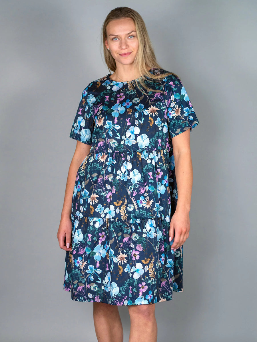 KATRIINA Puuvillamekko - Niitty Sininen