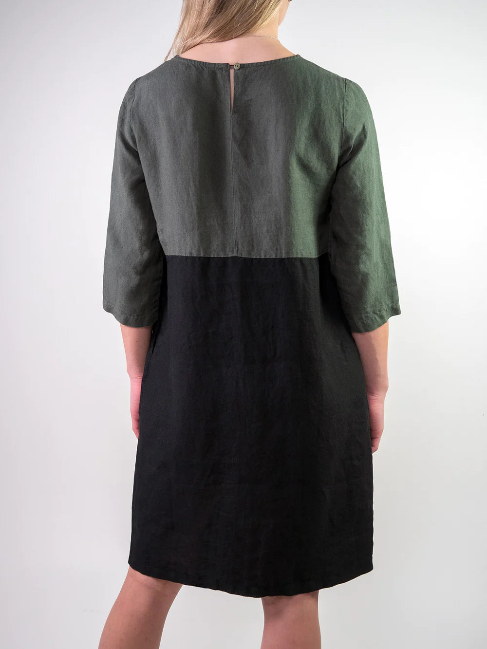 ADA Pellavamekko- tummanvihreä / musta