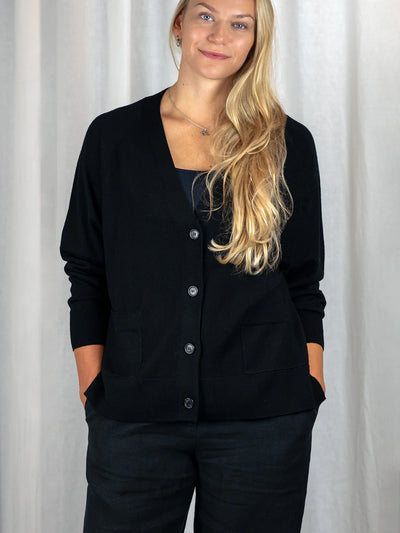 HERMIONE Merinovillatakki - Musta