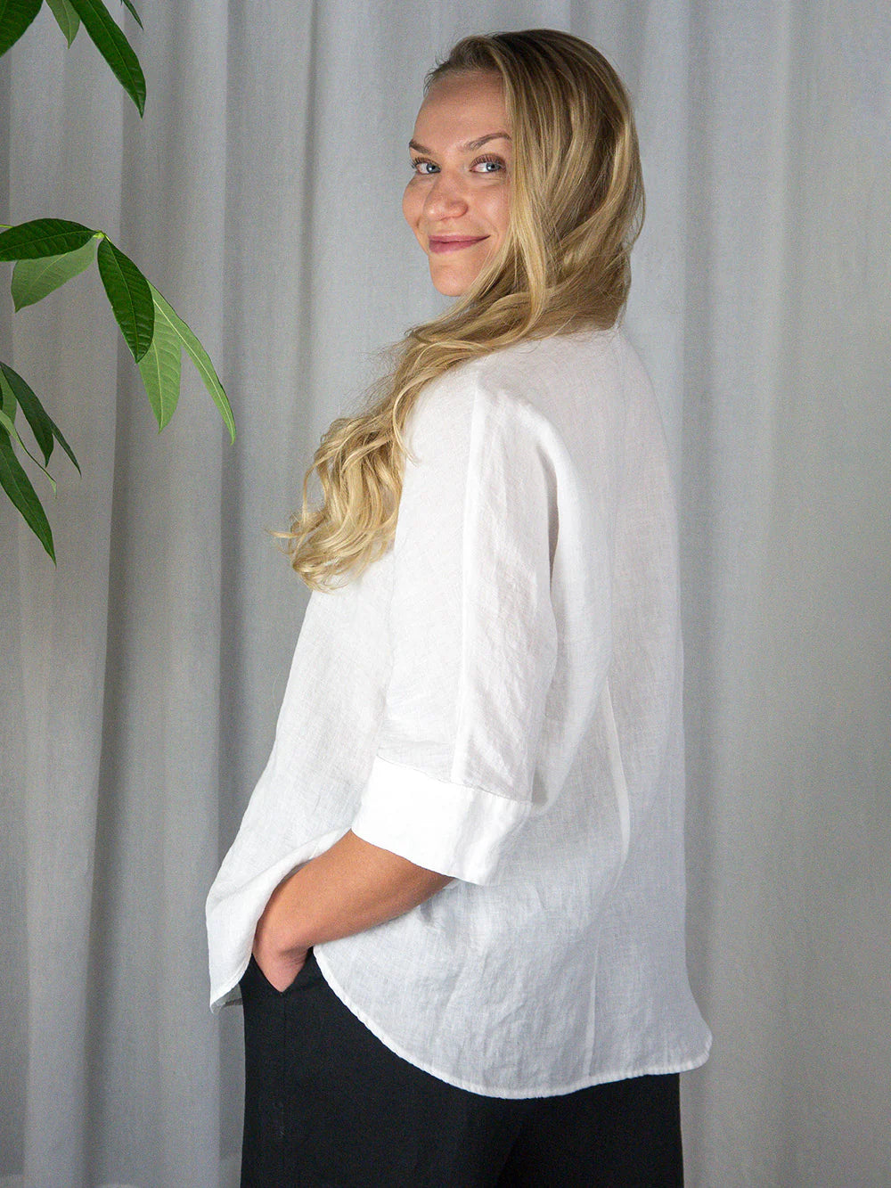 IRJA Pellavapaita - Valkoinen