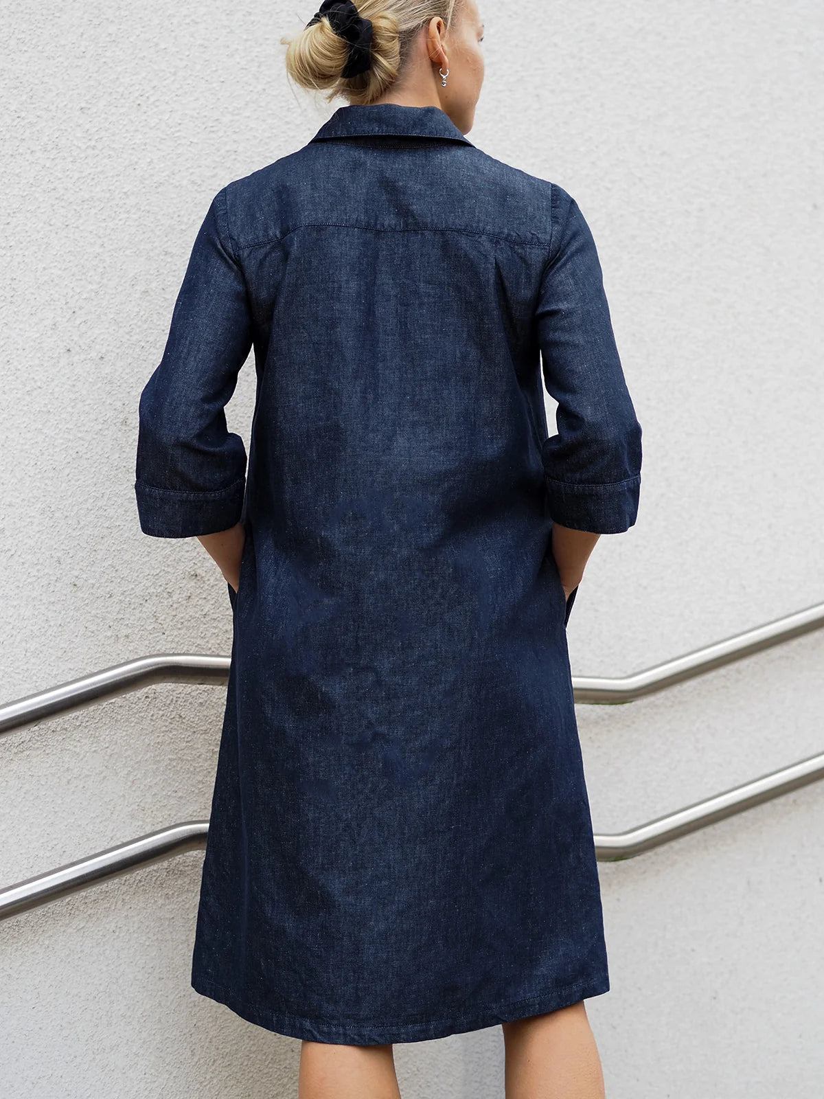 JANINA Pellavadenimmekko - Tumma denimin sininen