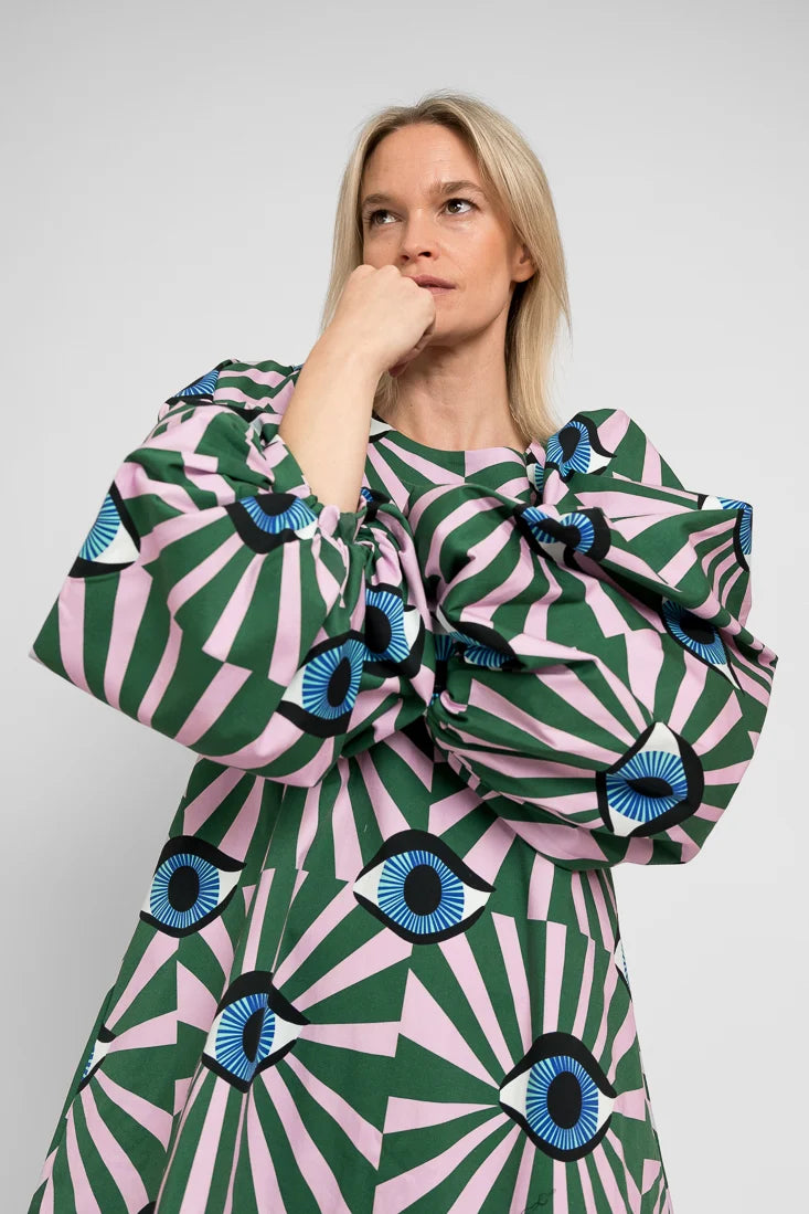 Sani - Äidin Valvova Silmä Vihreä