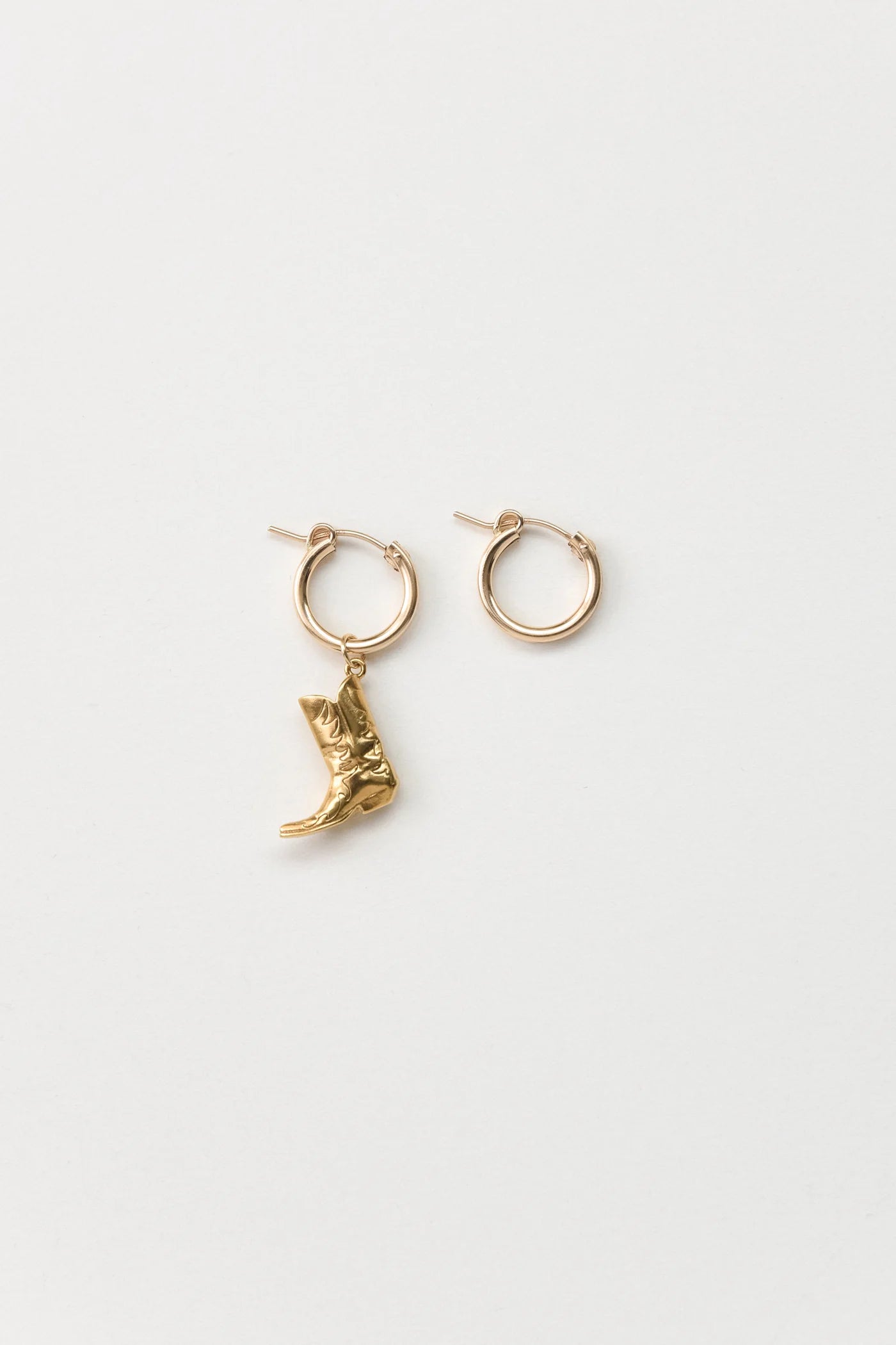 The Bigger Boot Earrings - Gold