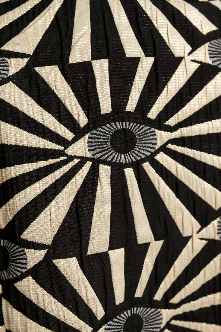 Elli - Äidin valvova silmä Kulta