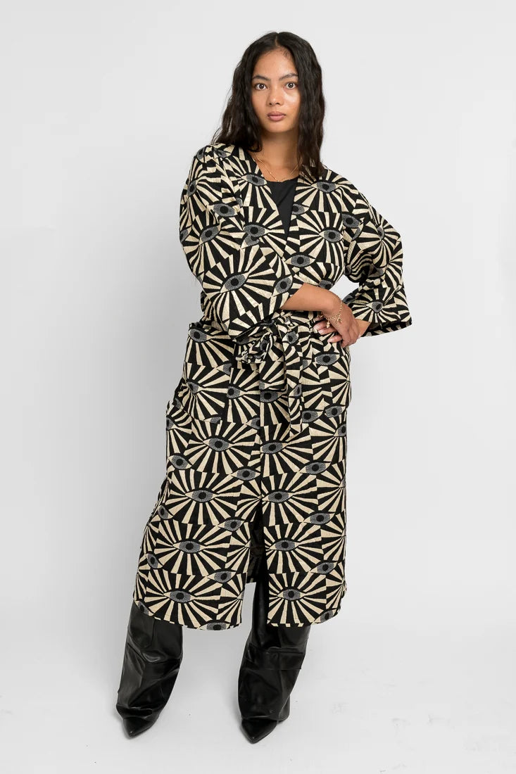 Elli - Äidin valvova silmä Kulta