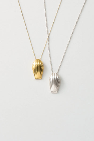 Madeleine Locket - Gold