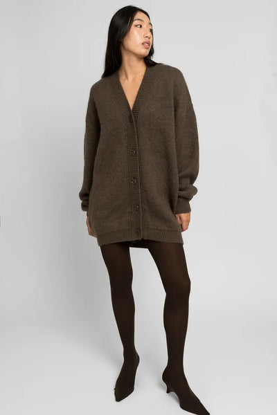 Runo - Äidin valvova silmä Ruskea