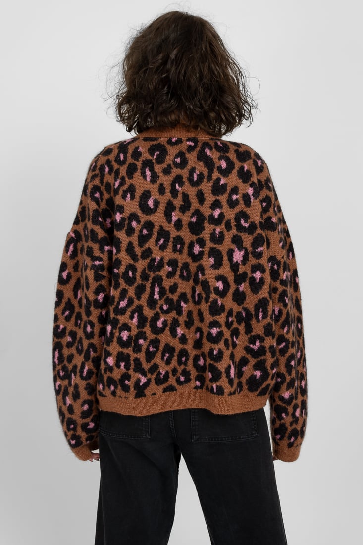 Riimi - Leo Vaaleanpunainen