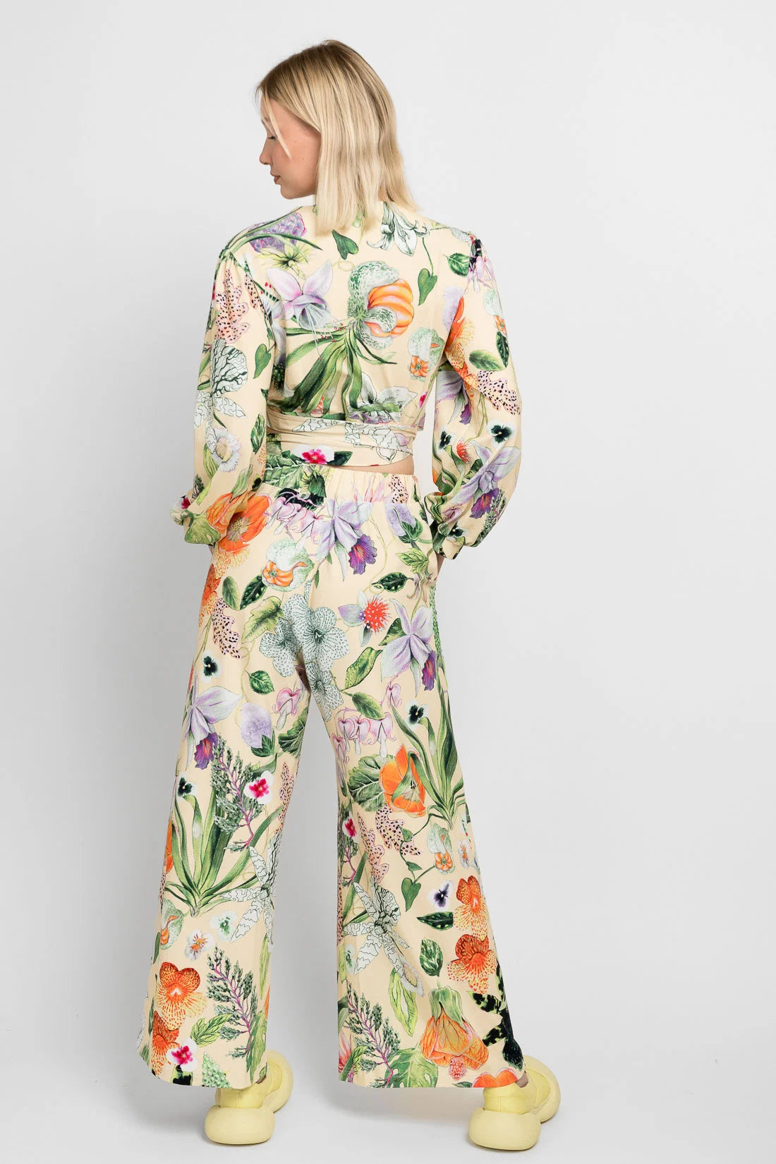 Liona - Mystical Flower