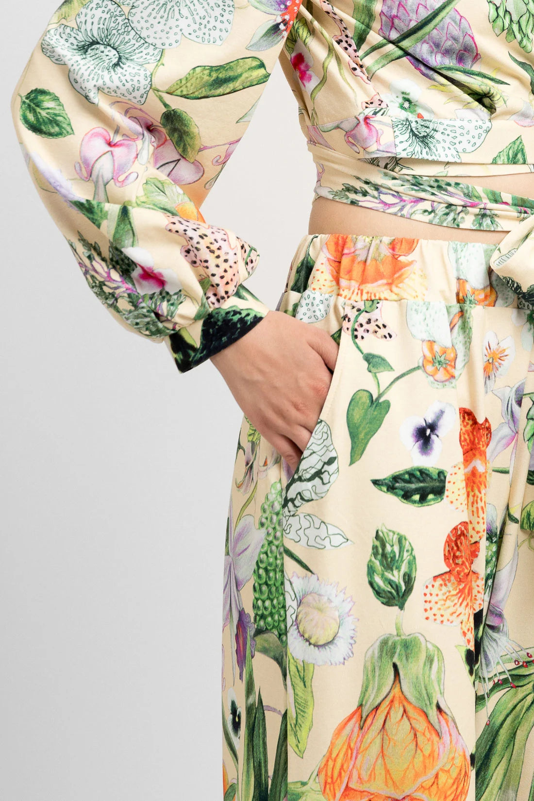 Liona - Mystical Flower