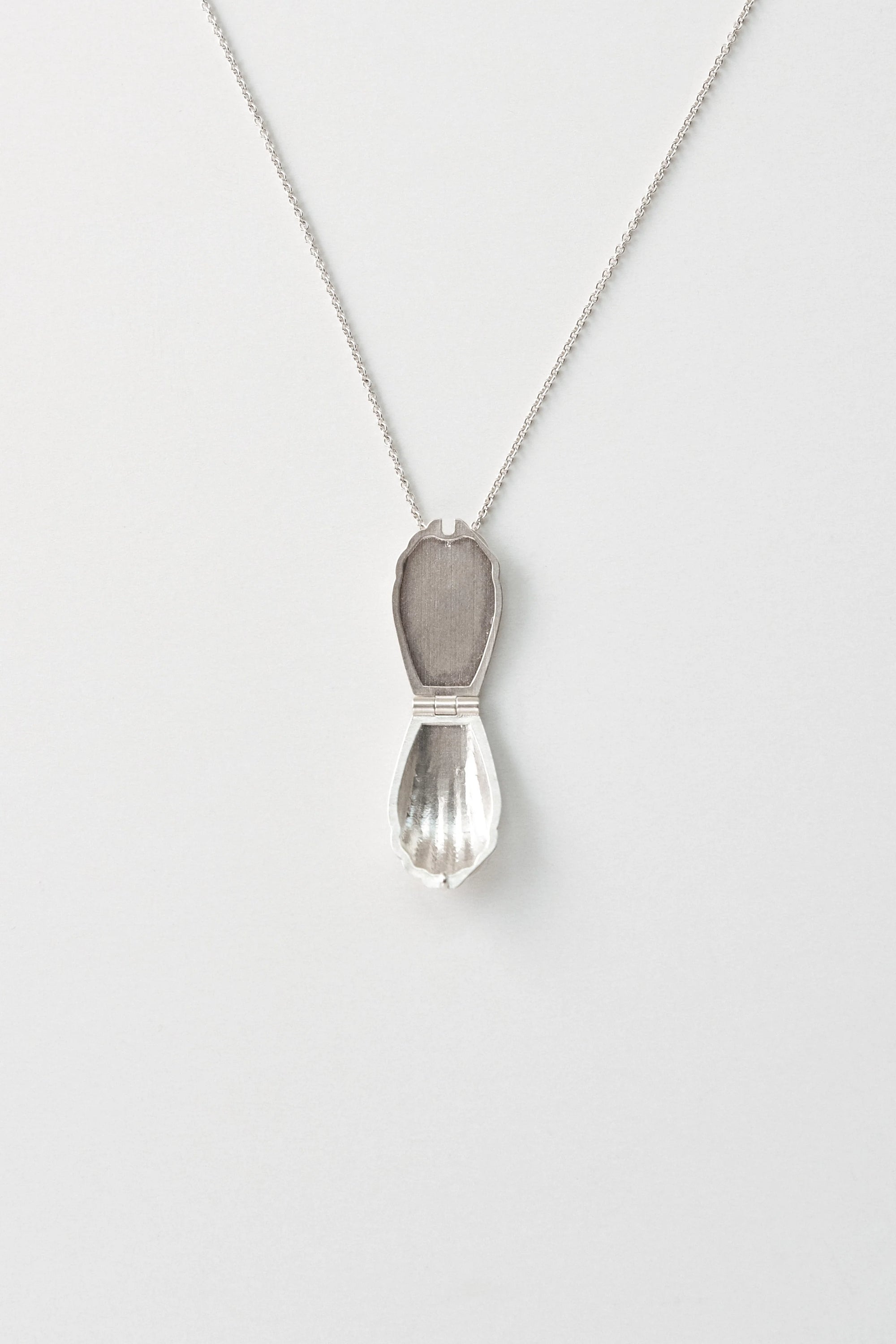 Madeleine Locket - Silver